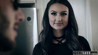 Eliza Ibarra È Un Avvocato Che Ha Bisogno Di Cazzo