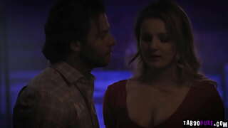 شہوانی ، شہوت انگیز بیب ELiza Eves دے بالغ سٹڈ زور اس کی میٹھی مفن کے ساتھ ان کی throbbing مرگا