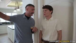 Petite Ebony Chanel Skye Ingaba Anal Ukwabelana Ngesondo Omkhulu Mhlophe Dicks